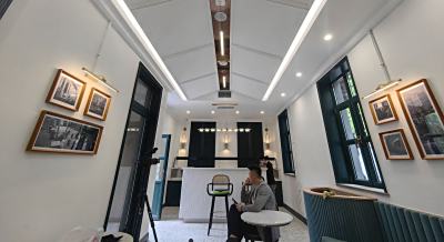 材质赋能空间美学：青岛展厅设计提升品质感的多维策略